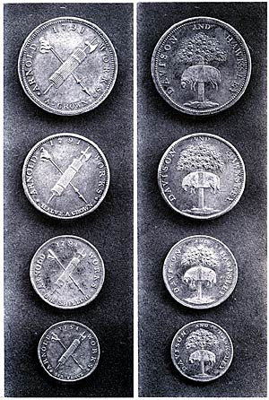 Arnold tokens (reverse on left, obverse on right).