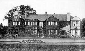 Royston Manor in 1910.