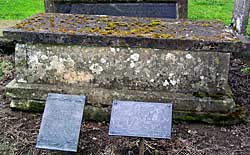 The grave of Benjamin Drawwater (photo: A Nicholson, 2004).