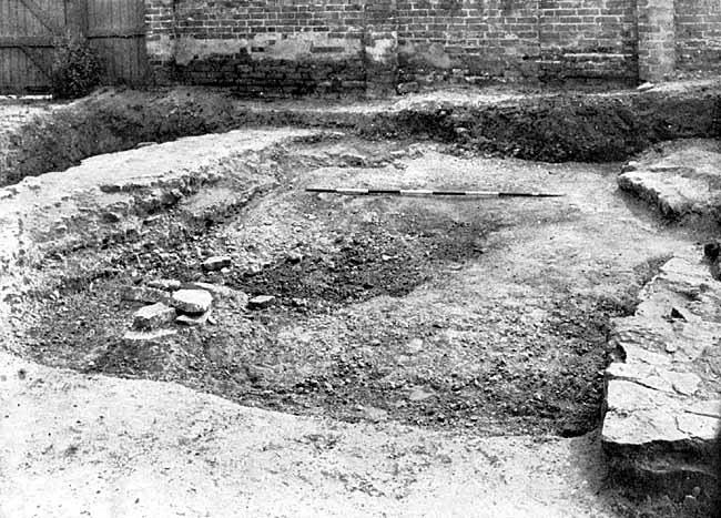 Lenton Priory—Foundations of north side chapel.