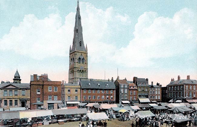 Newark market square and parish church, c.1910. 