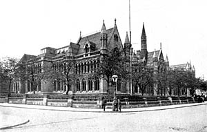 The former University College and central library in the early 1930s. 