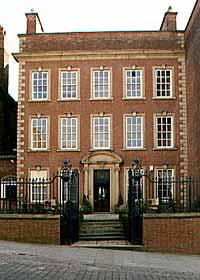Willoughby House, Middle Pavement, in 2001.