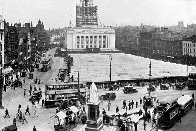 Nottingham market square and Council House under construction in 1928.