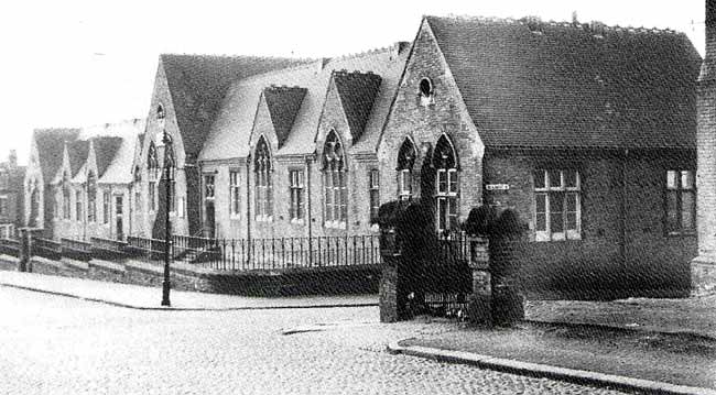 THE FORMER SNEINTON BOARD SCHOOL, NOTINTONE STREET, in its last years. By this time the school had lost its bell-turret. (Photo: Jim Freebury).