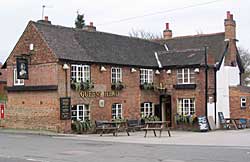 Queen's Head pub at Watnall (Photo: A Nicholson, 2004).